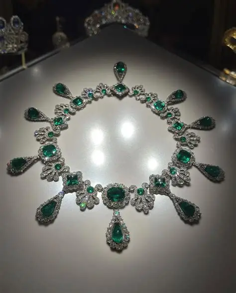 emerald necklace